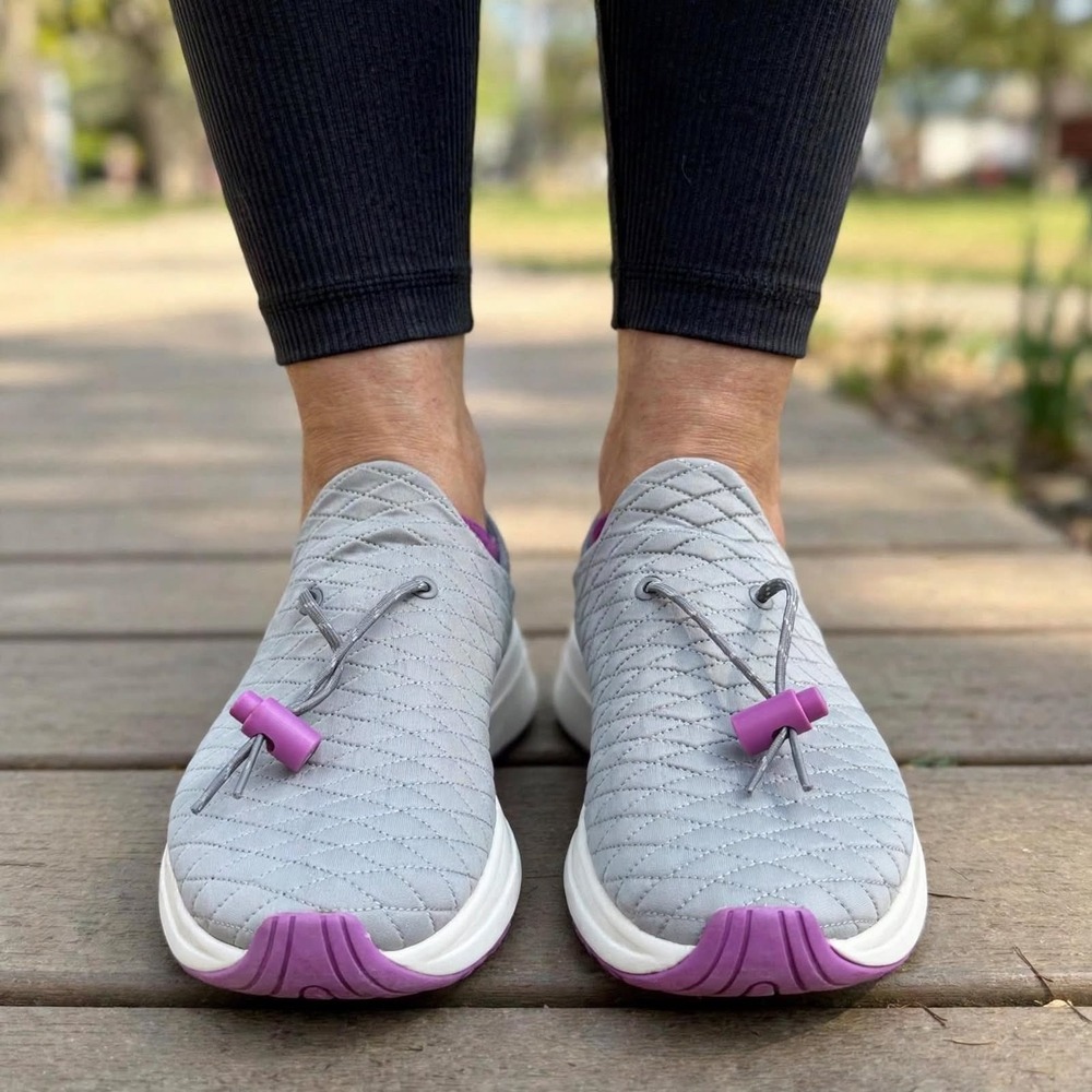 Columbia Techlite+ Quilted Slip On Sneakers Womens Grey Purple Bungee Toggle